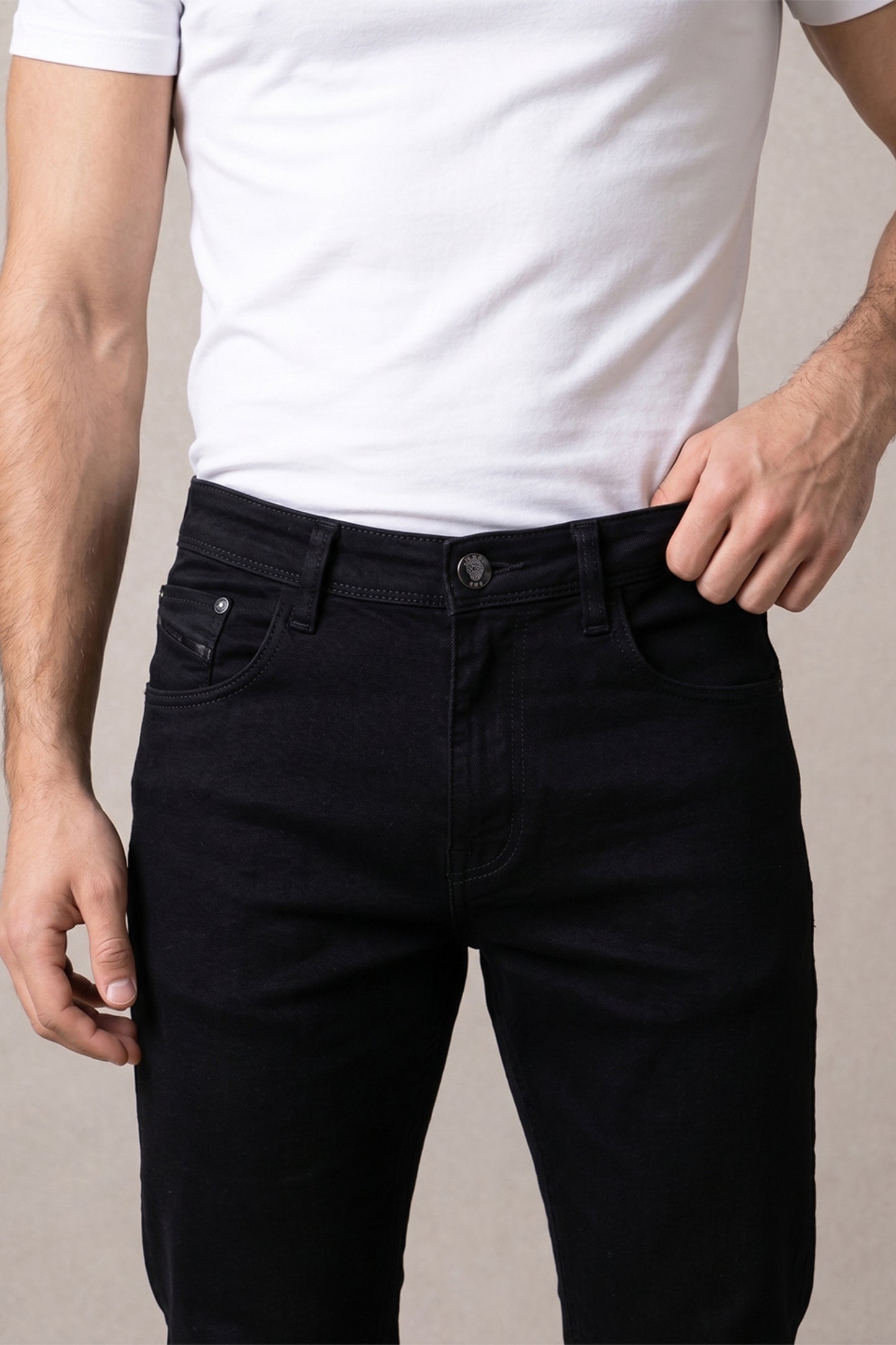 Men's No-Fade Black Slim Fit Stretch Jeans