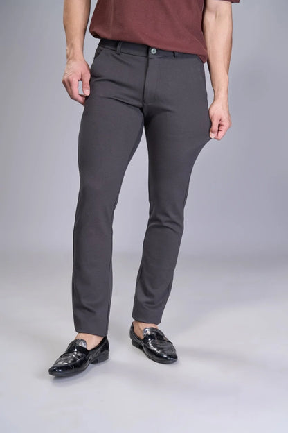 Breathable stretch trousers engineered for all-day comfort and airflow

