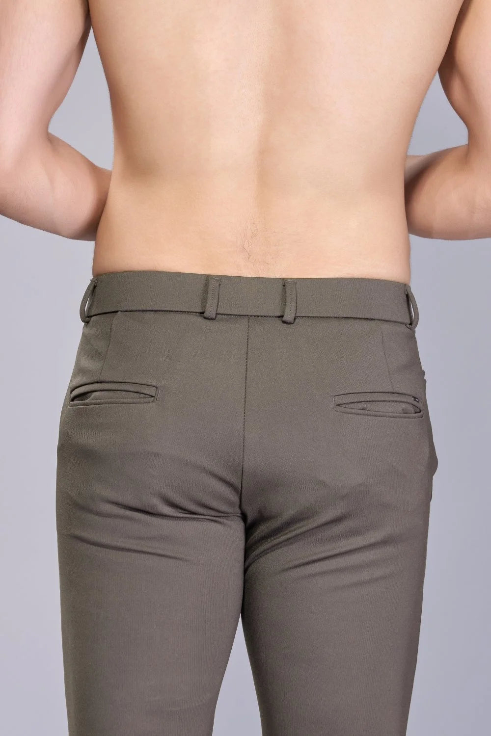 Men’s beige stretch trousers with a tailored flexible fit

