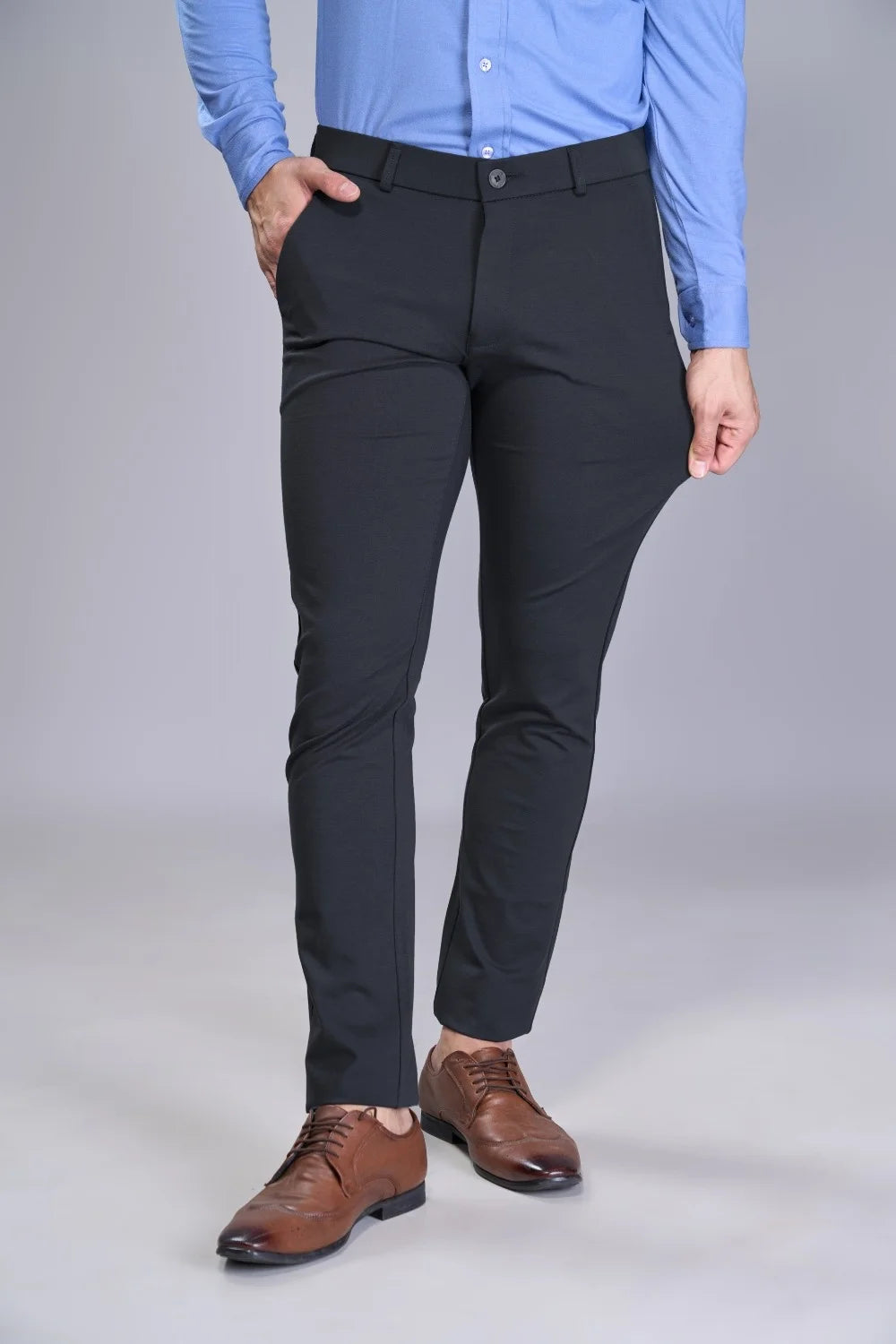 Men’s black stretch trousers with a refined tailored silhouette 
