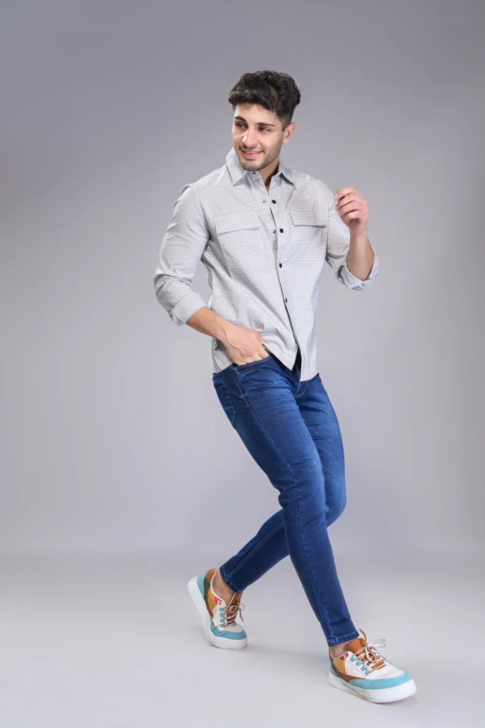 Styling look with Dark Blue ankle length jeans for men
