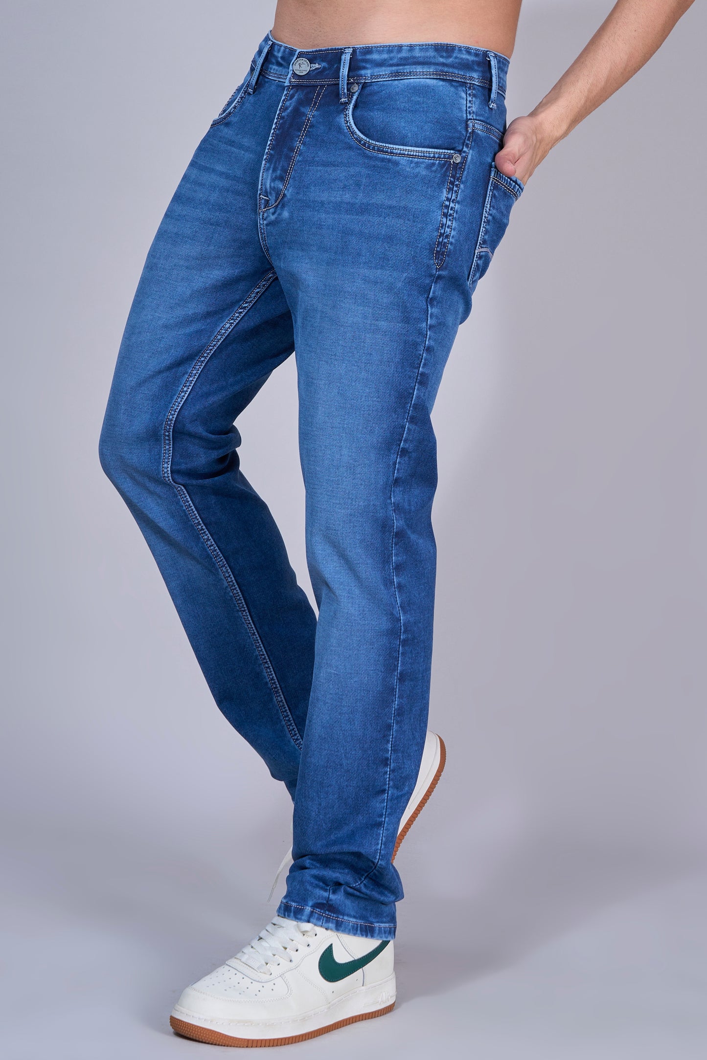 Men's Glacier Wash Blue Straight Fit Jeans