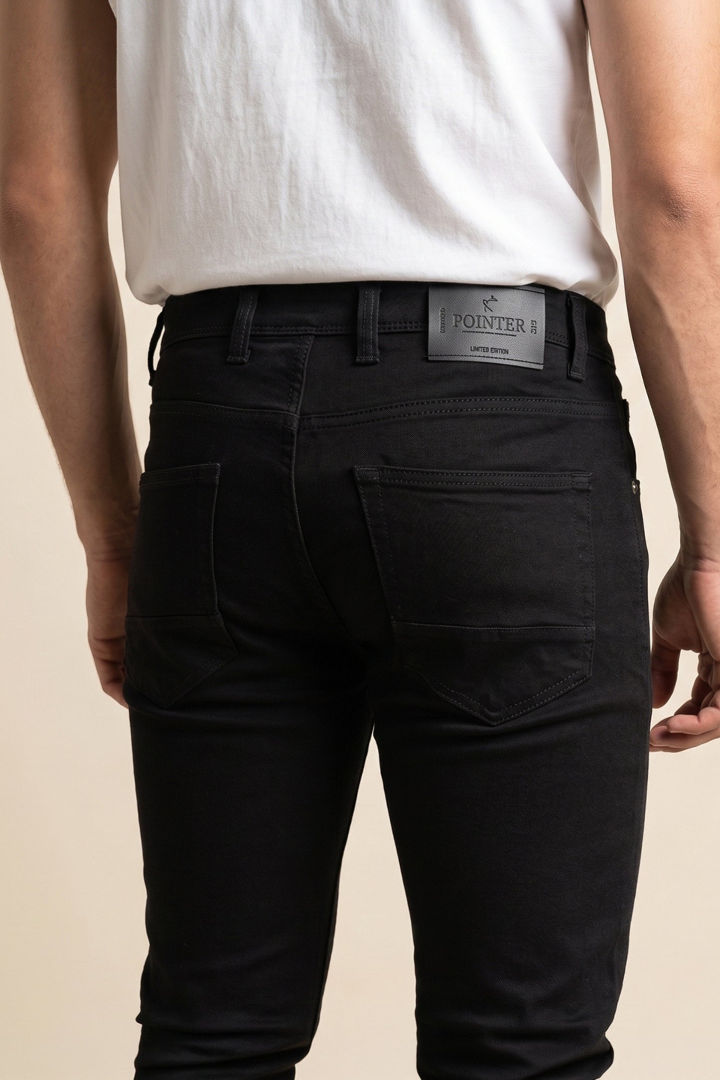 Men black Slim Fit Mid-Rise Stretchable Jeans