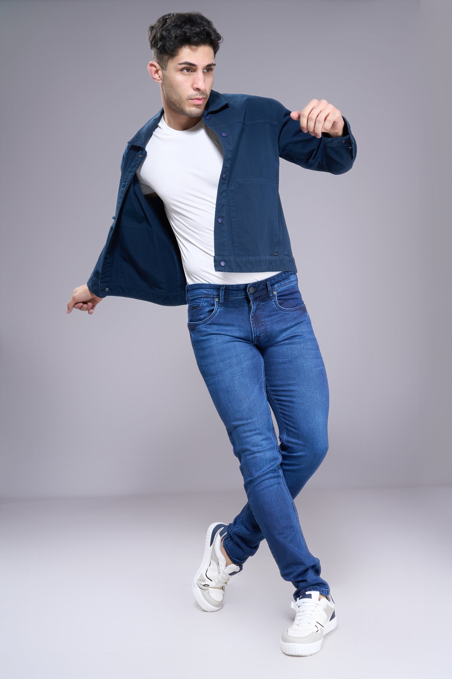 Men's Noir Indigo Classic Regular Fit Jeans